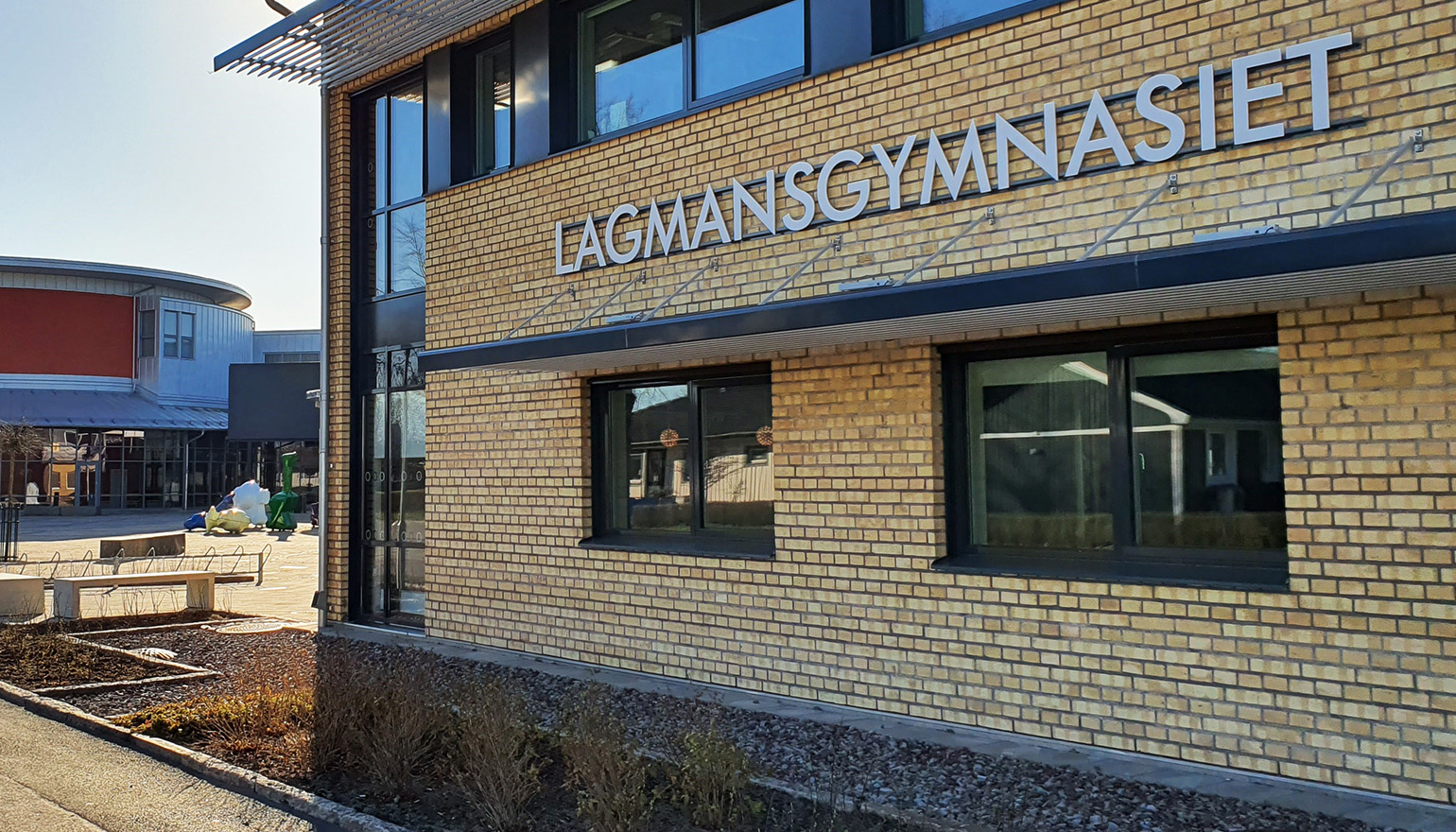 Lagmansgymnasiet